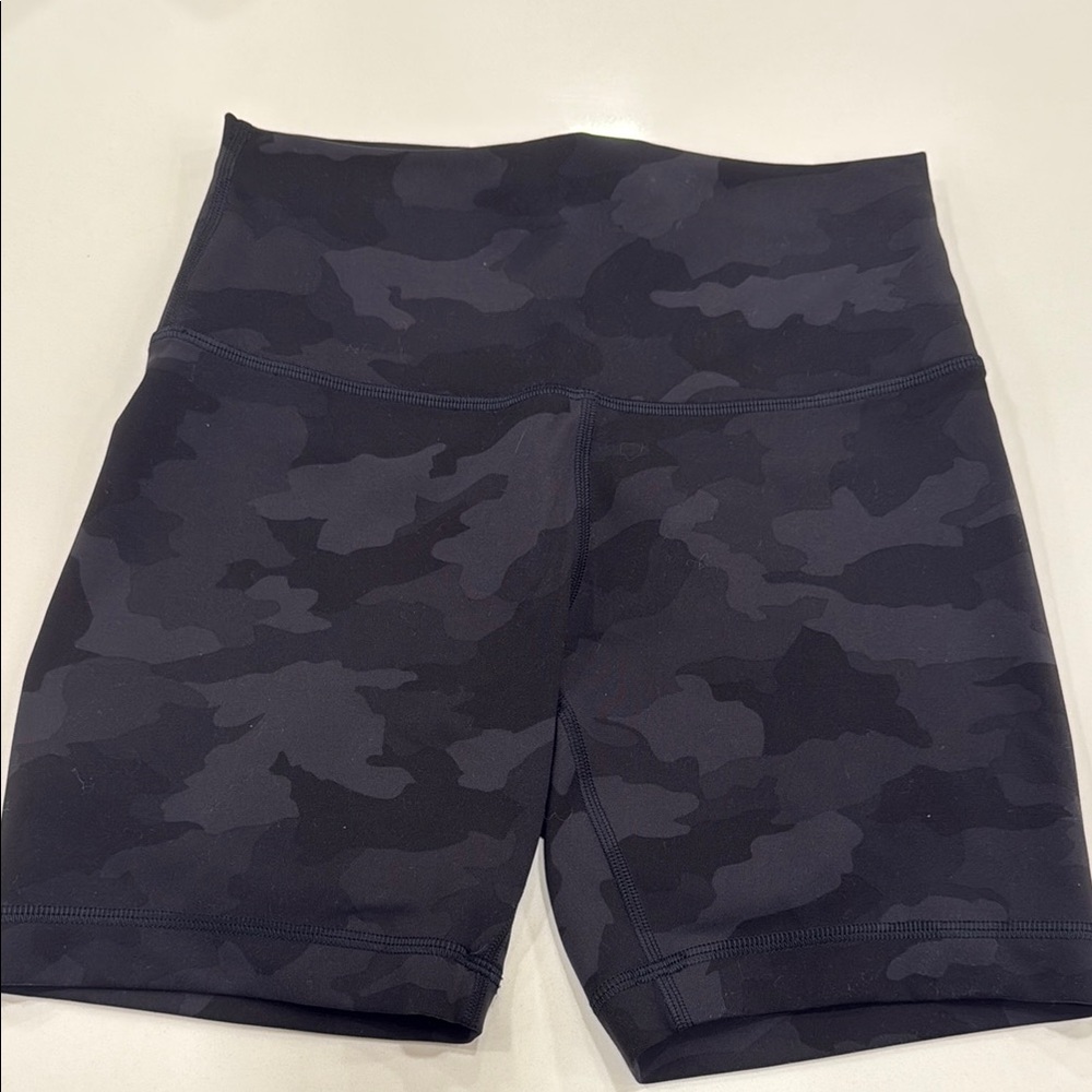 Lululemon Athletica Black Bike Shorts with High Waist